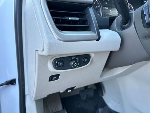 Used 2018 GMC Terrain Denali w/ Advanced Safety Package image 16