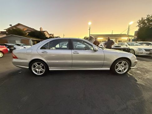 Used 2006 Mercedes-Benz S 500 image 4