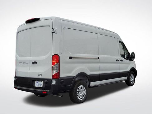 New 2025 Ford Transit 250 148 Medium Roof image 7