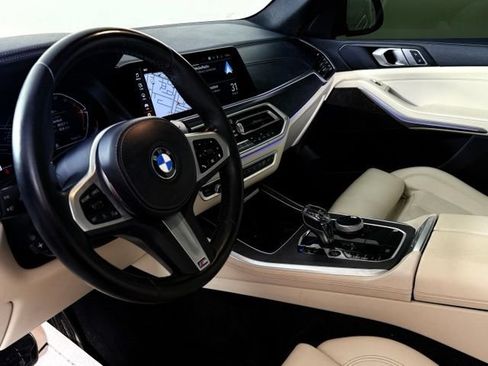 Used 2022 BMW X5 xDrive40i w/ M Sport Package AWD/4WD image 46
