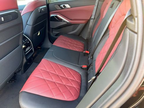 New 2026 BMW X6 xDrive40i w/ Climate Comfort Package image 30