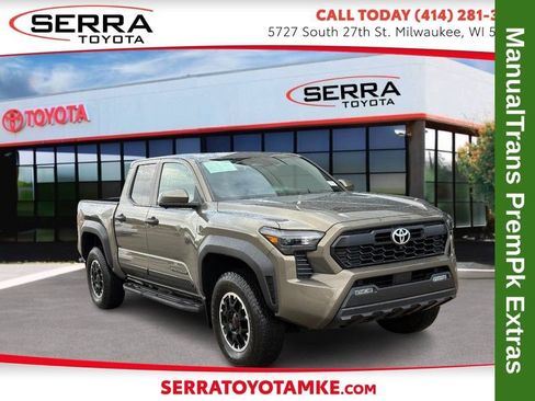 Used 2024 Toyota Tacoma TRD Off-Road w/ TRD Off Road Premium Package AWD/4WD image 1