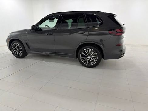 Used 2026 BMW X5 xDrive50e w/ M Sport Package AWD/4WD image 2