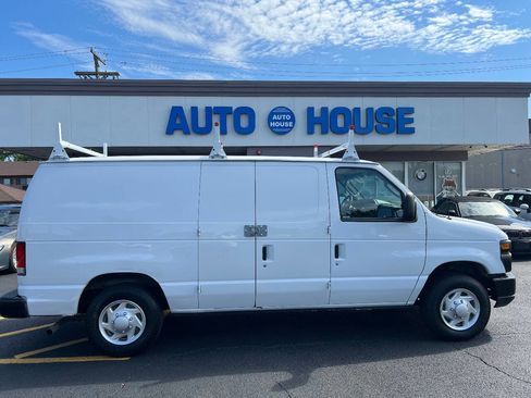 Used 2014 Ford E-150 and Econoline 150 w/ Commercial Cargo Van Package image 9