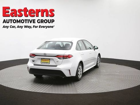 Used 2024 Toyota Corolla LE FWD image 38