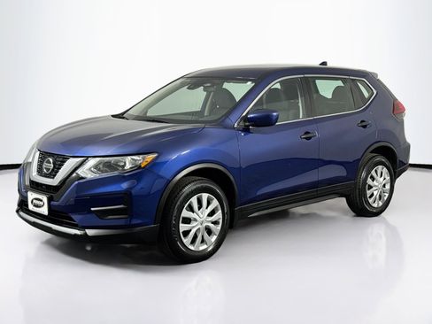Used 2019 Nissan Rogue S image 6