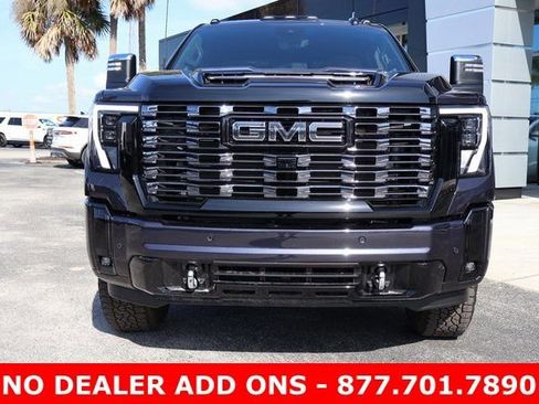 New 2026 GMC Sierra 2500 Denali Ultimate AWD/4WD image 3