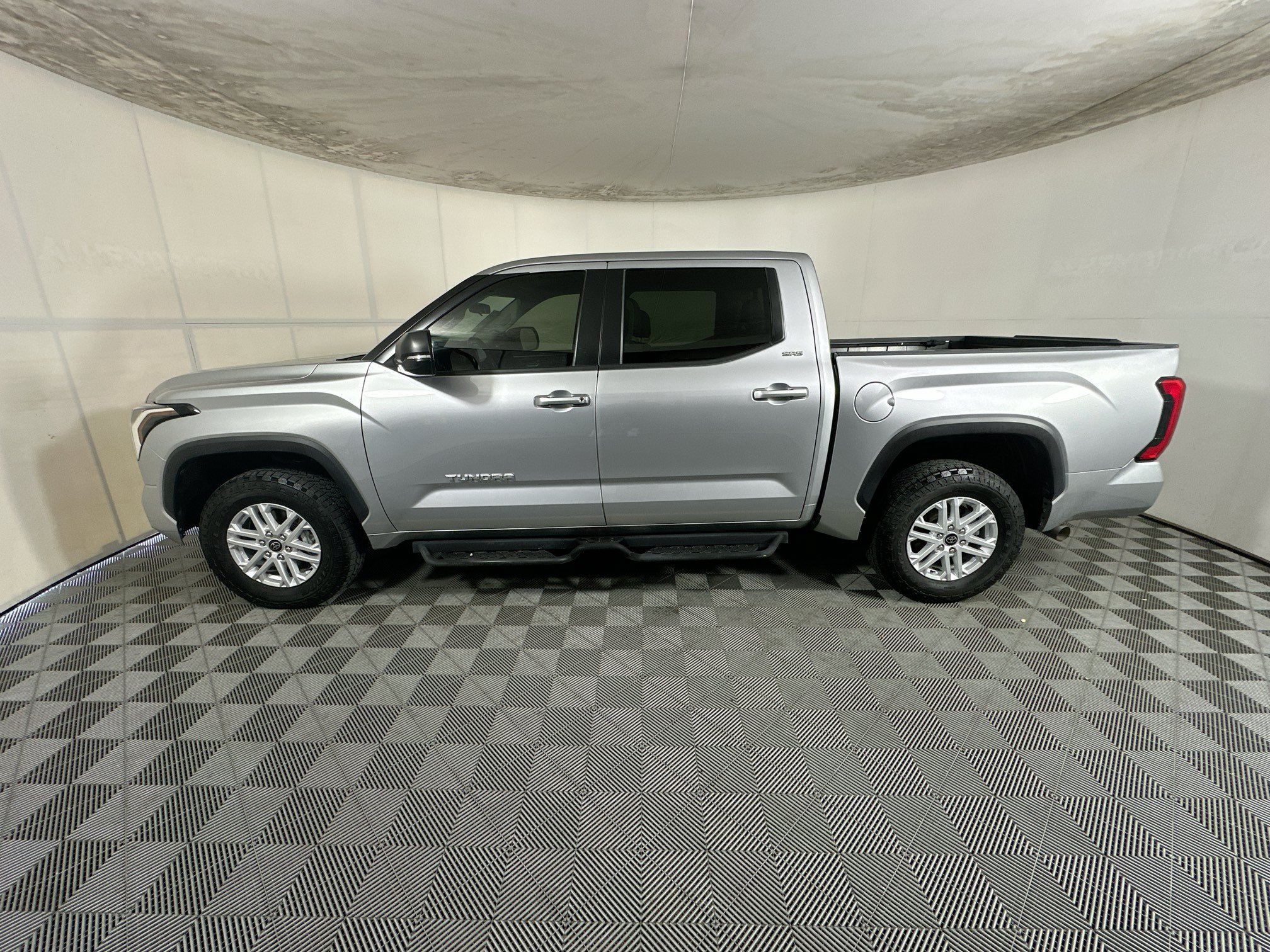 Used 2024 Toyota Tundra SR5 w/ SR5 Premium Package AWD/4WD image 6