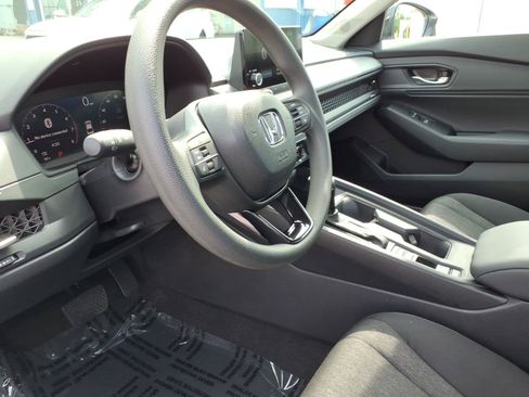 Certified 2025 Honda Accord SE image 16