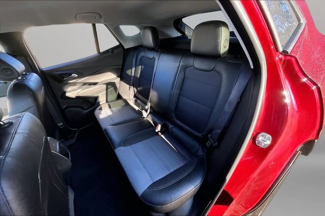 Used 2025 Chevrolet Trax LT FWD image 26