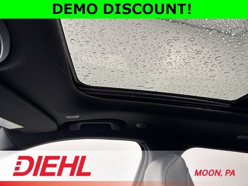 New 2025 Jeep Grand Cherokee Limited w/ Trailer Tow Package image 36