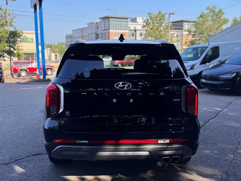 Used 2023 Hyundai Palisade SEL w/ Cargo Package AWD/4WD image 5