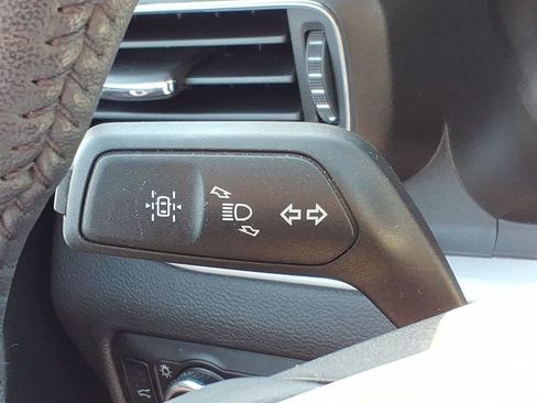 Certified 2023 Ford Explorer XLT w/ Equipment Group 202A AWD/4WD image 25