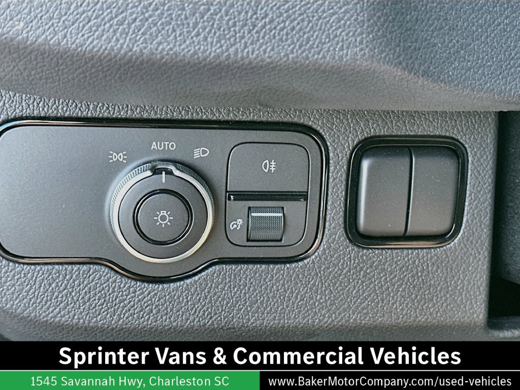 Used 2023 Mercedes-Benz Sprinter 3500 image 11