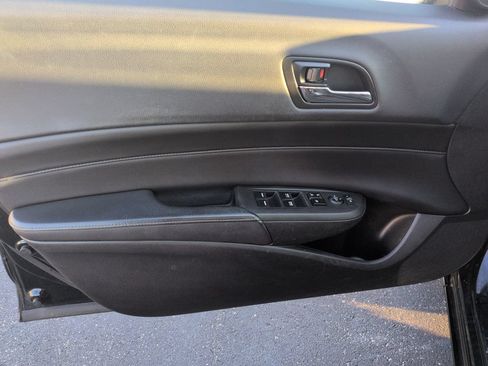 Used 2013 Acura ILX w/ Premium Package FWD image 11