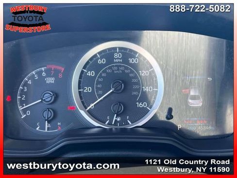Used 2022 Toyota Corolla LE FWD image 28