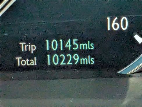 Used 2024 Rolls-Royce Cullinan image 11