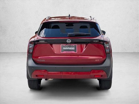 New 2026 Nissan Kicks SR image 7