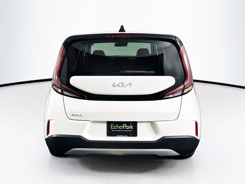 Used 2024 Kia Soul LX w/ Option Group 015 image 7