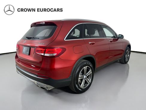 Used 2017 Mercedes-Benz GLC 300 4MATIC image 5