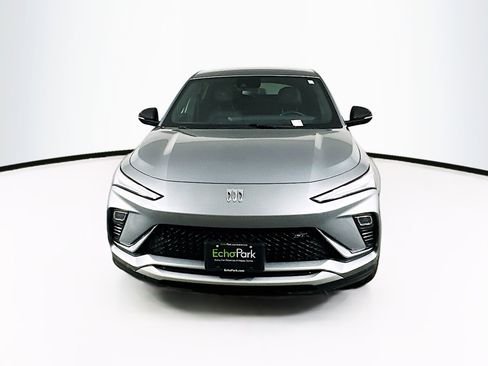 Used 2024 Buick Envista Sport Touring w/ Convenience I Package image 2