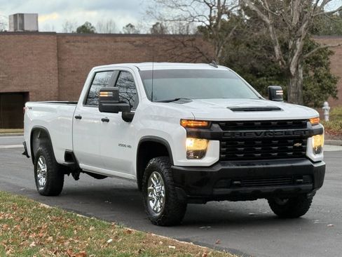 Used 2020 Chevrolet Silverado 2500 W/T w/ WT Fleet Convenience Package image 3