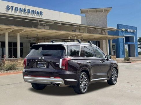 Used 2024 Hyundai Palisade Calligraphy image 5