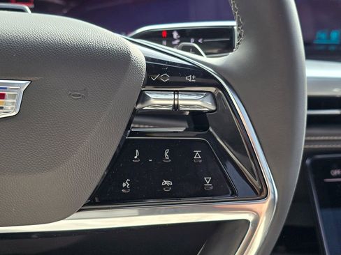 New 2026 Cadillac Escalade ESV Sport w/ LPO, ONYX Package image 38