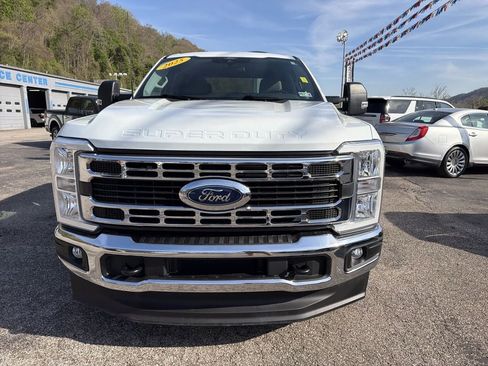 Used 2025 Ford F250 XLT AWD/4WD image 11