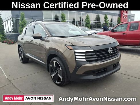 Certified 2025 Nissan Kicks SR w/ Illumination Package AWD/4WD image 2
