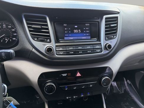 Used 2018 Hyundai Tucson SE FWD image 20
