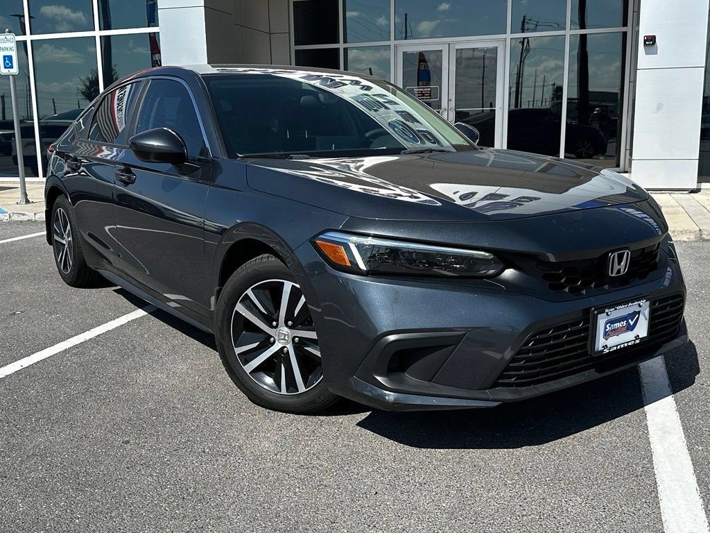 Used 2023 Honda Civic LX image 3
