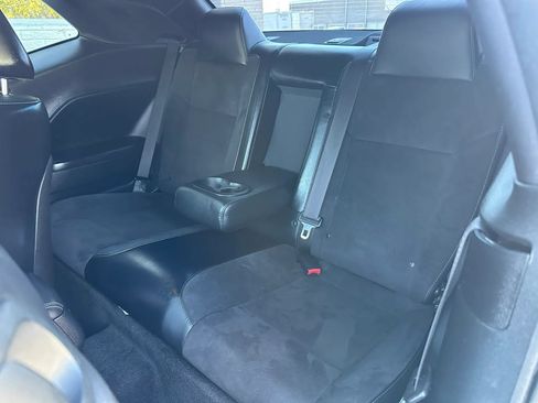 Used 2015 Dodge Challenger R/T Scat Pack w/ Scat Pack Appearance Package RWD image 24