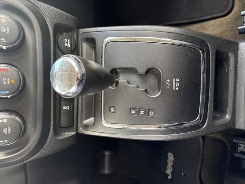 Used 2016 Jeep Patriot Sport w/ Power Value Group FWD image 13