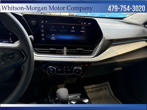 Used 2024 Chevrolet Trax LT FWD image 21