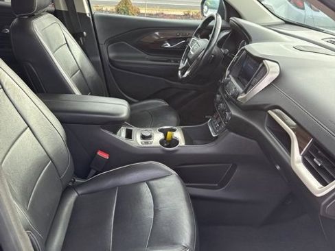 Used 2019 GMC Terrain Denali image 14