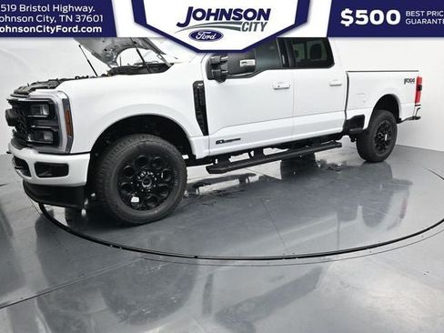New 2026 Ford F250 XLT w/ XLT Premium Package AWD/4WD image 6