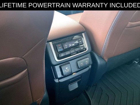 Used 2022 Subaru Ascent Touring w/ Popular Package #2A AWD/4WD image 26