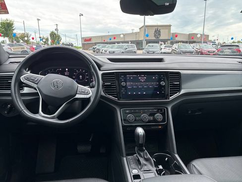 Used 2020 Volkswagen Atlas Cross Sport SEL FWD image 38