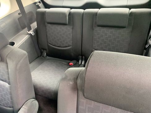 Used 2010 MAZDA MAZDA5 Sport w/ Popular Equipment Pkg FWD image 10