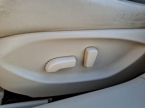 Used 2015 INFINITI Q50 Premium w/ All Weather Package image 5