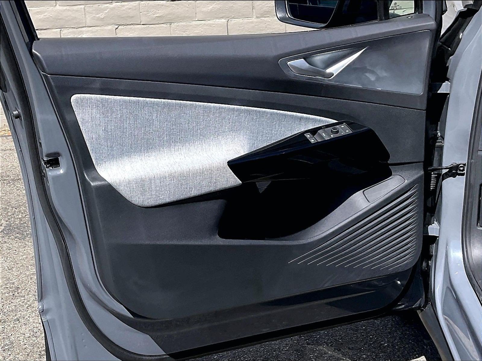 Certified 2023 Volkswagen ID.4 Pro RWD image 20