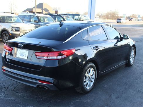 Used 2018 Kia Optima LX image 5