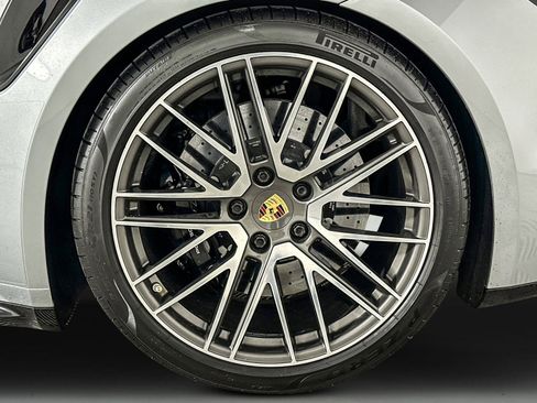 Used 2022 Porsche 911 Turbo S image 10