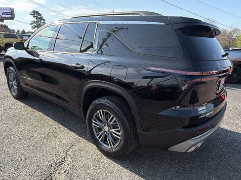 New 2026 Chevrolet Traverse LT image 7