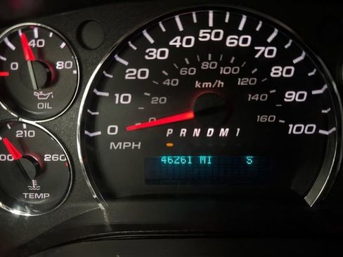 Used 2022 GMC Savana 2500 Extended RWD image 15