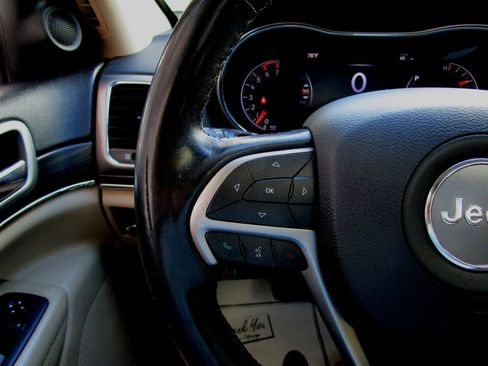 Used 2019 Jeep Grand Cherokee Limited w/ Luxury Group II AWD/4WD image 21