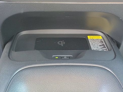 Used 2024 Toyota Corolla SE w/ SE Package FWD image 31