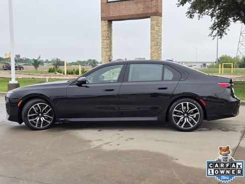 Used 2025 BMW 740i RWD image 3