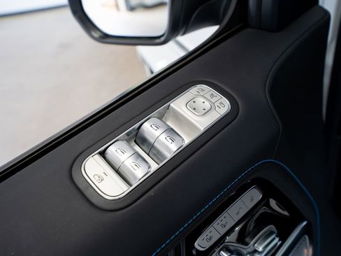 Used 2025 Mercedes-Benz G 580 w/ EQ Technology image 29